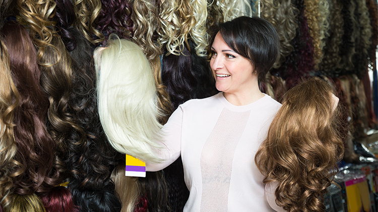 It did what? 14 secrets about wigs!